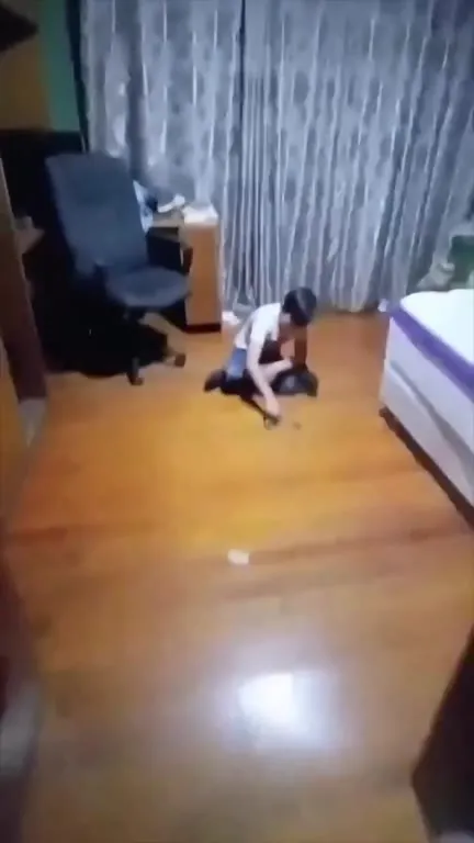 Страшилка за дверью