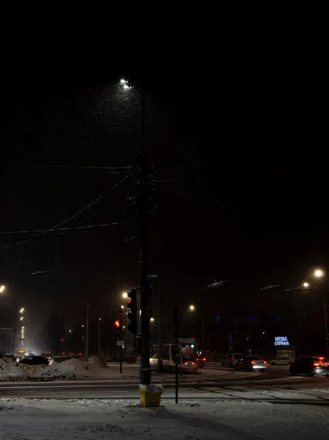 Ночная метель на перекрёстке