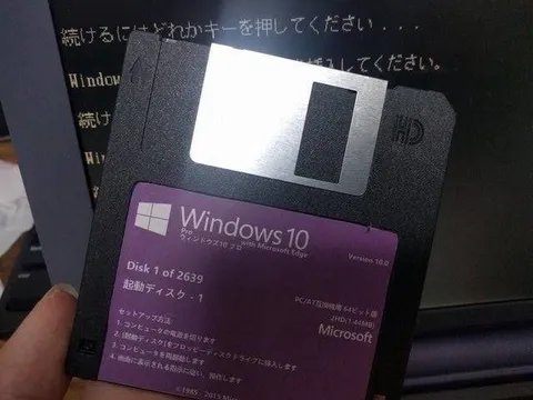 Windows 10 на дискете