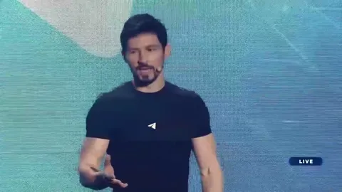 Павел Дуров неловко молчит