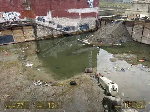 Half-Life 2 Flooded Construction Site