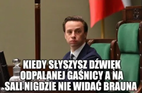Braun niewidoczny na sali