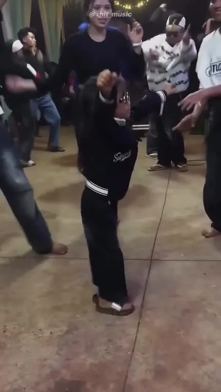 Dançando enquanto sofre por amor