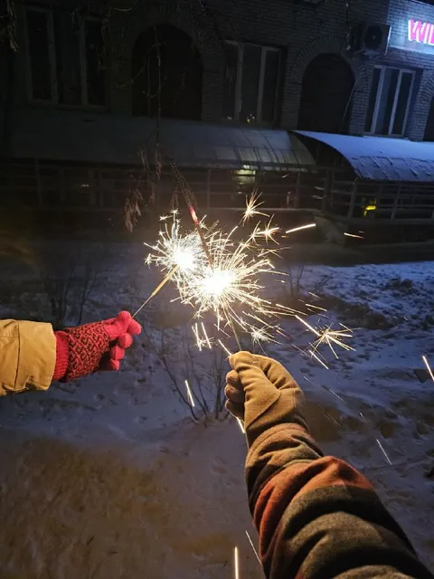Зимние бенгальские огни