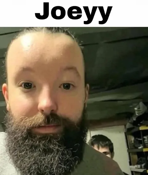 Joeyy Bearded Close-Up