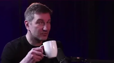 Неловкая реакция за столом