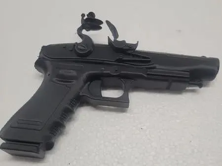 Странный Glock V-серии