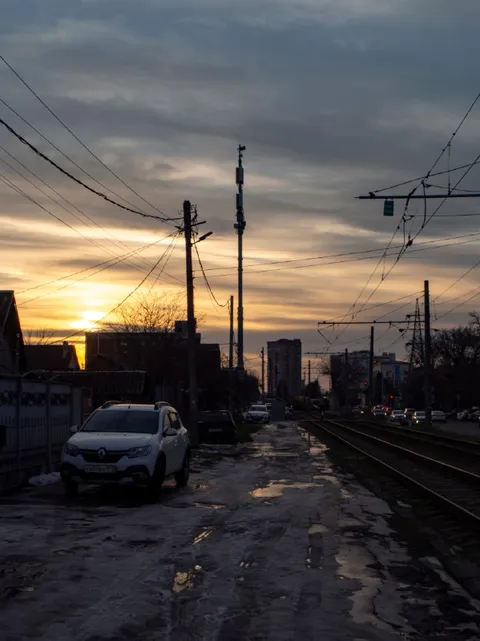 Вайбы на закате в городе