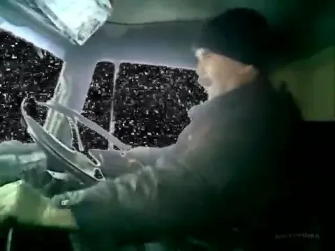 Водитель под Guillotine