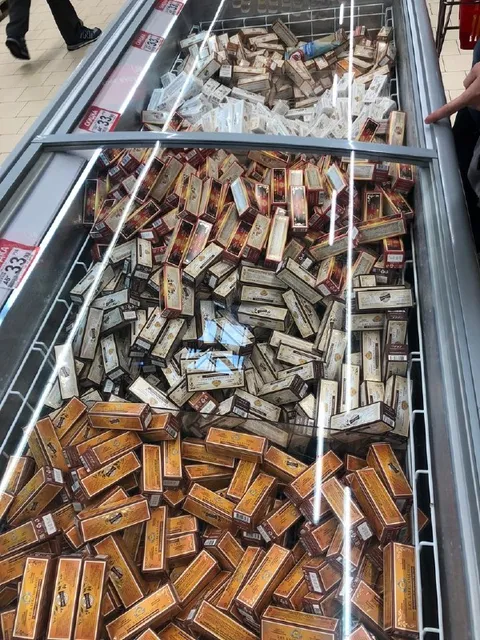 Тележка сладостей без дна