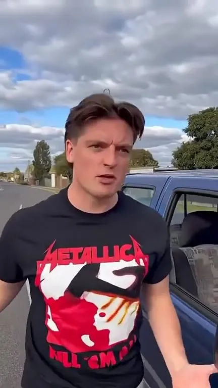 Seeing the Same Shirt