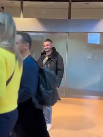 Airport Pickup Sign Prank