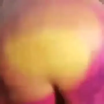 Качки нелепо танцуют