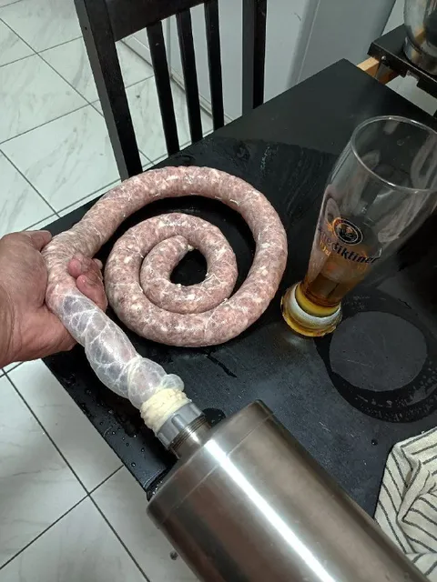 Домашняя колбаса и пиво