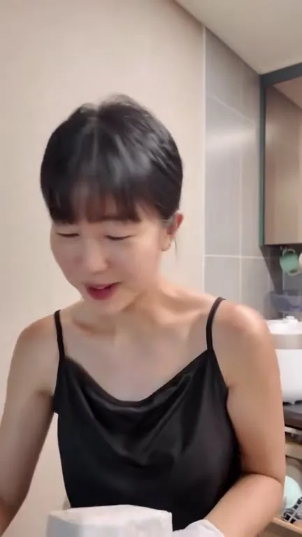 목걸이 때문에 웃음 터진 순간