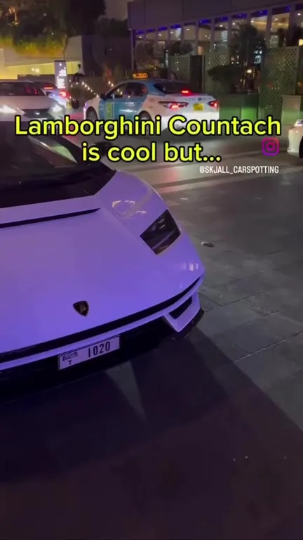 Lamborghini против уютного фургона