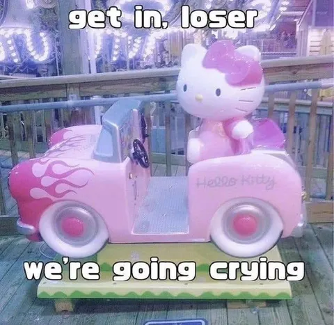 Hello Kitty уезжает плакать