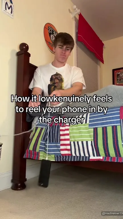 Reeling Your Phone In With the Charger