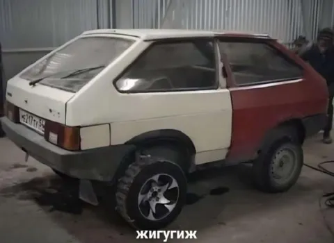Жигули необычной раскраски
