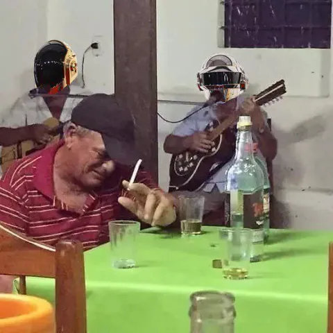 Пьяный слушатель на концерте