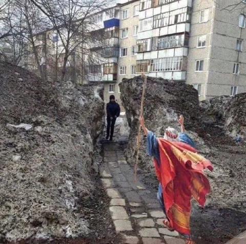 Супергерой во дворе