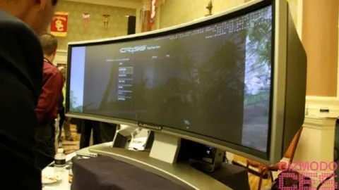 Alienware Ultrawide Runs Crysis