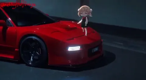 Chibi Girl Dancing by Senna