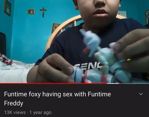 Funtime Foxy and Freddy Toy Video