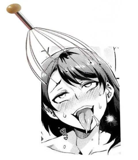 泡立て器を舐める女の子