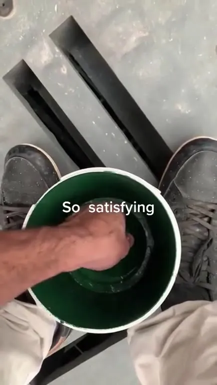 So Satisfying Green Slime