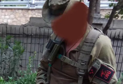 Боец с нашивкой «Вагнер»
