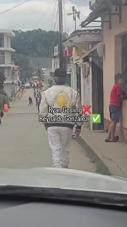 Reynaldo González Is Ryan Gosling