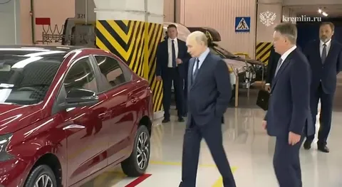 Путин выбирает машину
