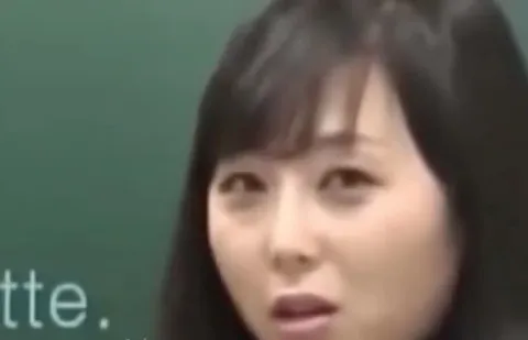 Please Give Me Cigarette