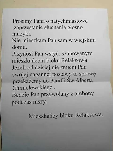 Mieszkańcy bloku Relaksowa grożą mszą