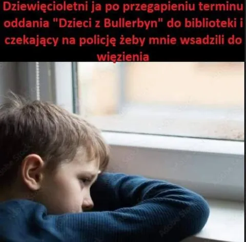 Dziewięciolatek czeka na policję
