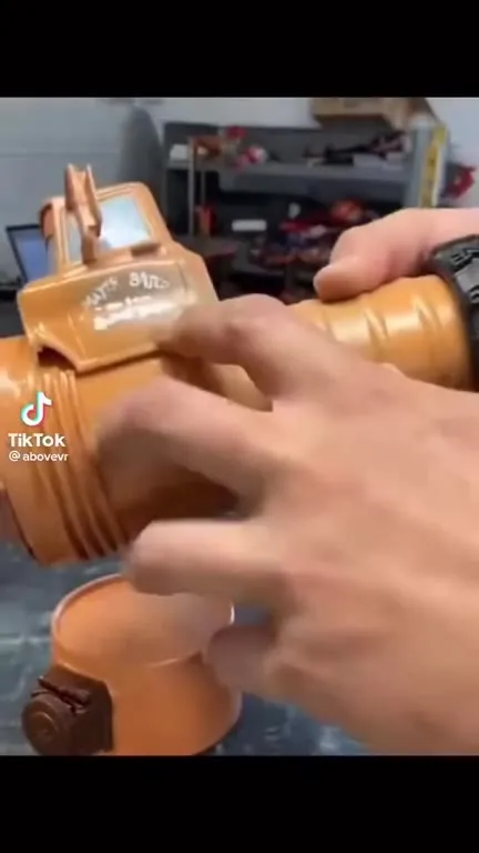 Сборка странной игрушки