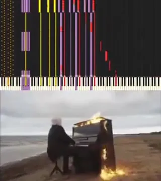 Пианино играет до последнего
