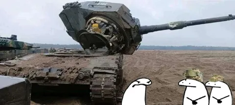 Танк потерял башню