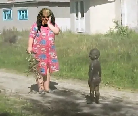 Хищник встретил инопланетянина