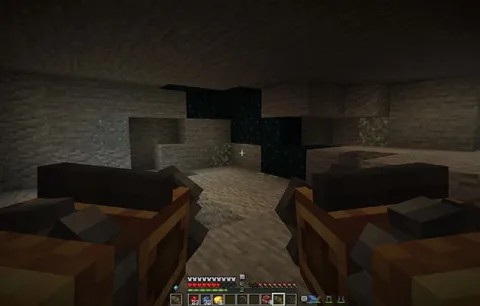 Шахта с вагонетками в Minecraft