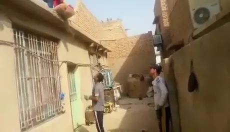 Неудачное падение в переулке