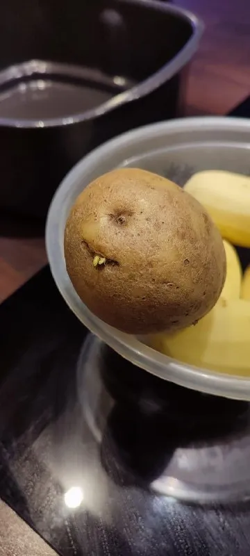 Картошка с лицом