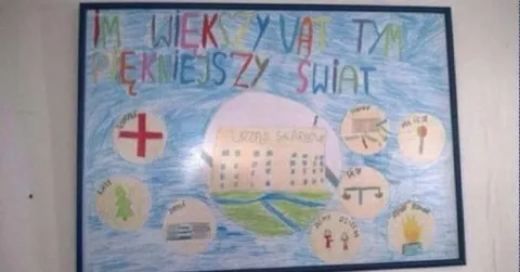 Dziecięcy rysunek o świętach