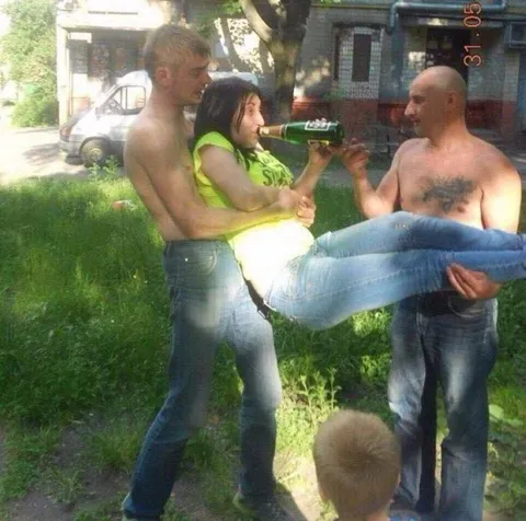 Студентка на практическом занятии