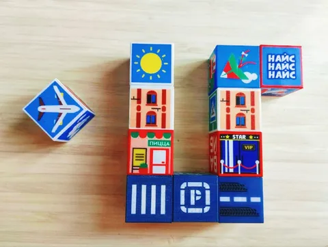 Город из кубиков с Наисом