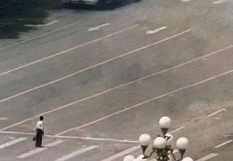 Один человек против системы