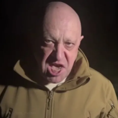 Шайгу Герасимов, телефон!
