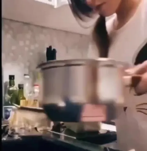 Кулинарный фокус с кастрюлей