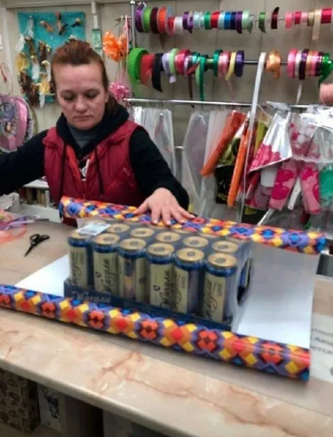 Подарок из банок